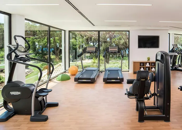 Pine Cliffs Ocean Suites, A Luxury Collection Resort & Spa, Algarve